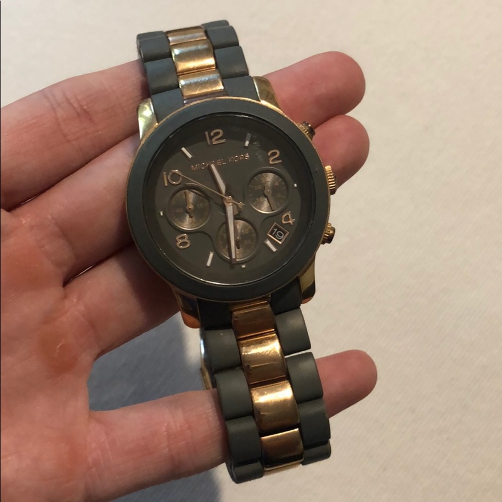 Michael Kota grey and rose gold watch